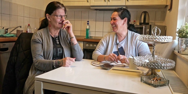 Hartz und herzlich - Tag für Tag Benz-Baracken: Beate und Elas Reise nach Berlin - Foto: presseportal.de