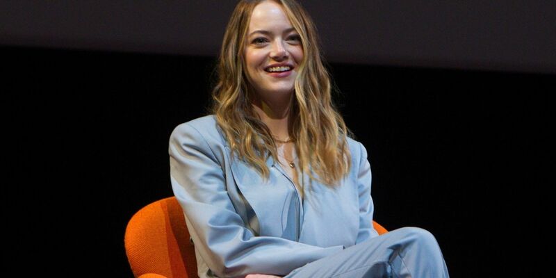 Schon für den Kurzfilm «Bleat» hatten Emma Stone und Regisseur Yorgos Lanthimos zusammengearbeitet. Nun erscheint ein neuer Film von Lanthimos und mit Oscar-Preisträgerin Stone: «Poor Things». - Foto: Aristidis Vafeiadakis/ZUMA Press Wire/dpa