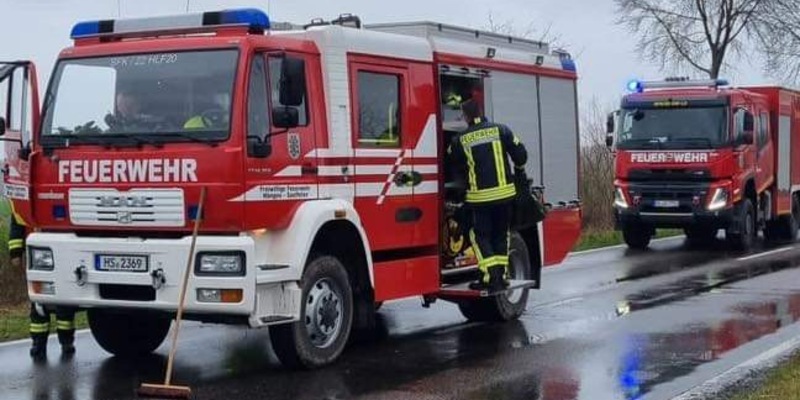 FW Selfkant: Tödlicher Verkehrsunfall auf der L228 zwischen Saeffelen und Bocket - Foto: presseportal.de
