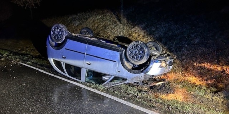 POL-PDLD: Nach Sekundenschlaf auf dem Dach gelandet - Foto: presseportal.de