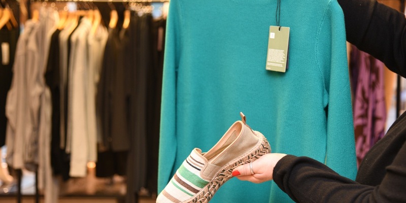 TÜV SÜD prüft Textilien und Schuhe auf Schadstoffe - Foto: presseportal.de