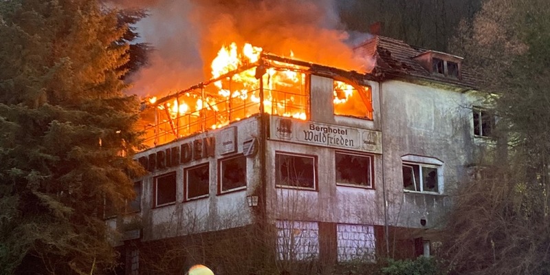 POL-HX: Hotelruine steht zweimal in Vollbrand - Foto: presseportal.de
