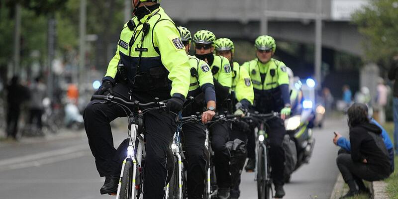 Polizei beim Berlin-Marathon (Archiv) - Foto: über dts Nachrichtenagentur