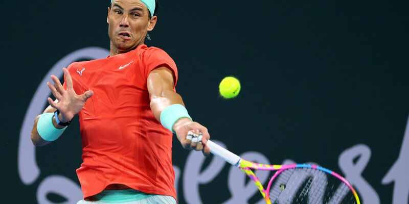 Rafael Nadal verlor sein Viertelfinale in Brisbane gegen Jordan Thompson in drei Sätzen. - Foto: Tertius Pickard/AP/dpa