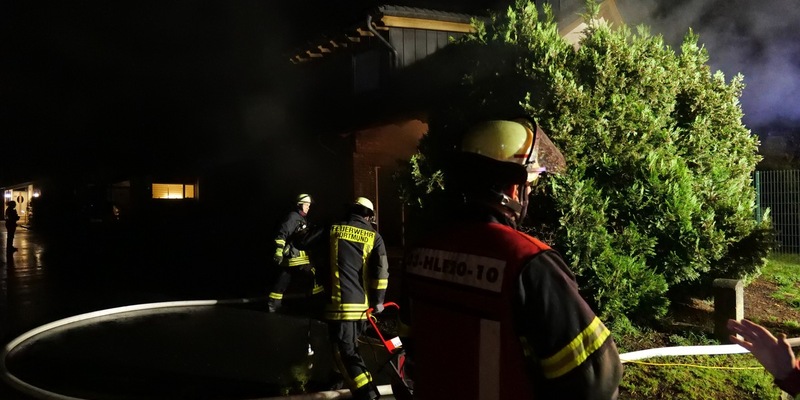 FW-DO: Kellerbrand in Dortmund Aplerbeck - Foto: presseportal.de