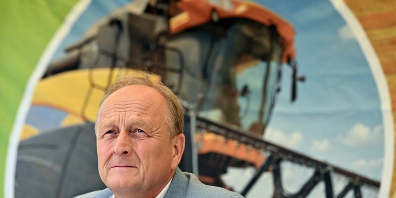 «Rechte und andere radikale Gruppierungen mit Umsturzgelüsten wollen wir auf unseren Demos nicht haben»: Bauernpräsident Joachim Rukwied. - Foto: Martin Schutt/dpa