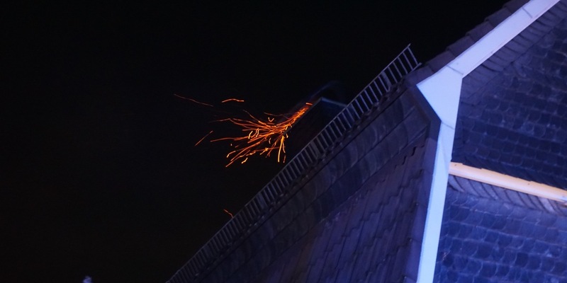 FW Ratingen: Kaminbrand - Foto: presseportal.de