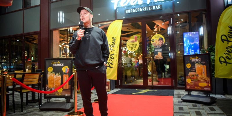 Liveevent mit MontanaBlack: Peter Pane und Gönrgy starten Kooperation mit dem Gönn dir Menü - Foto: presseportal.de