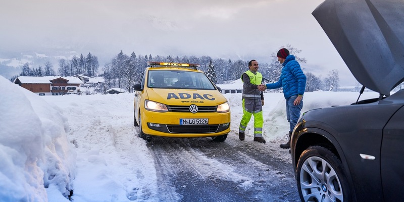 ADAC Pannenhelfer: Doppelt so viele Einsätze / Eisige Temperaturen belasten vor allem die Autobatterie - Foto: presseportal.de