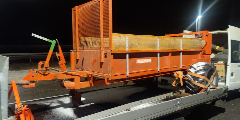 HZA-UL: Erfolgreiche Neujahrswoche - Lindauer Zöllner entdecken unversteuerte PKWs und Maschinen - Foto: presseportal.de