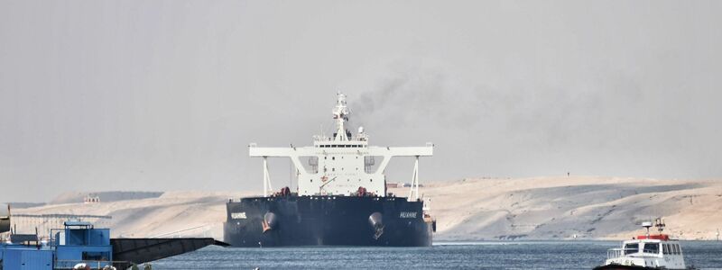 Seit Ausbruch des Gaza-Krieges greifen Huthi-Rebellen immer wieder Schiffe mit angeblich israelischer Verbindung im Roten Meer an. - Foto: Sayed Hassan/dpa