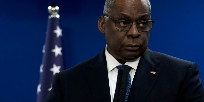 Ist Lloyd Austin noch zu halten? - Foto: Maya Alleruzzo/AP/dpa