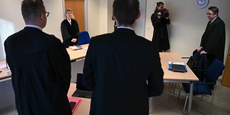 El Ghazi war wegen wiederholt propalästinensischer Instagram-Beiträge vom Bundesligisten fristlos gekündigt worden. - Foto: Arne Dedert/dpa