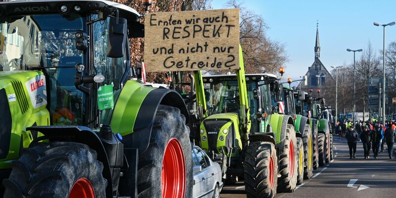 In Deutschland war der Protest am geplanten Ende der Subventionen etwa für Agrardiesel entbrannt. - Foto: Uwe Zucchi/dpa