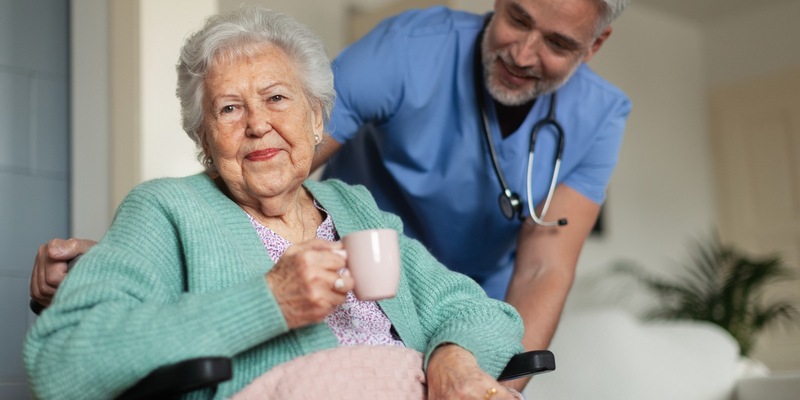 Preisschock für Pflegeheim-Bewohnende in Nordrhein-Westfalen - AOK fordert dringend Lösungen zur Begrenzung steigender Eigenanteile - Foto: presseportal.de