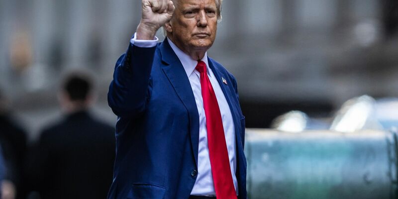 Bezeichnet sich abermals als «unschuldigen Mann»: Donald Trump. - Foto: Stefan Jeremiah/AP/dpa