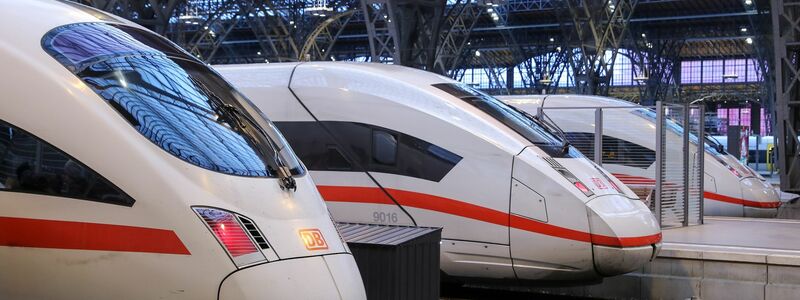 Drei ICE-Fernzüge im Leipziger Hauptbahnhof. - Foto: Jan Woitas/dpa-Zentralbild/dpa