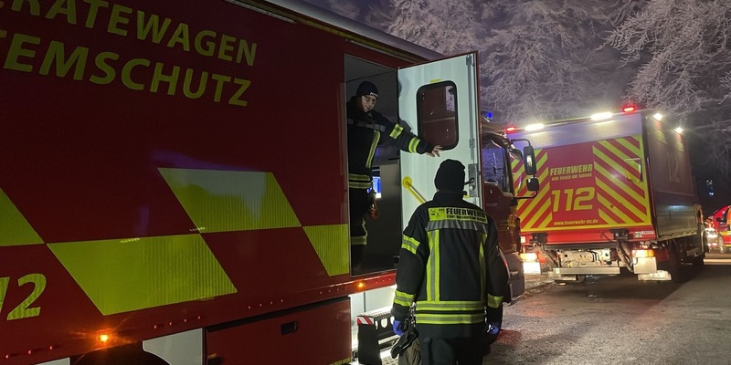 Feuerwehr MTK: Großbrand in Weilrod-Mauloff: MTK-Feuerwehren unterstützen im Hochtaunuskreis [Korrektur] - Foto: presseportal.de
