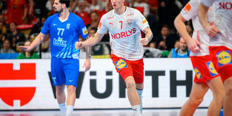 Die Dänen um Emil Jakobsen setzten sich souverän gegen Griechenland durch. - Foto: Marco Wolf/dpa