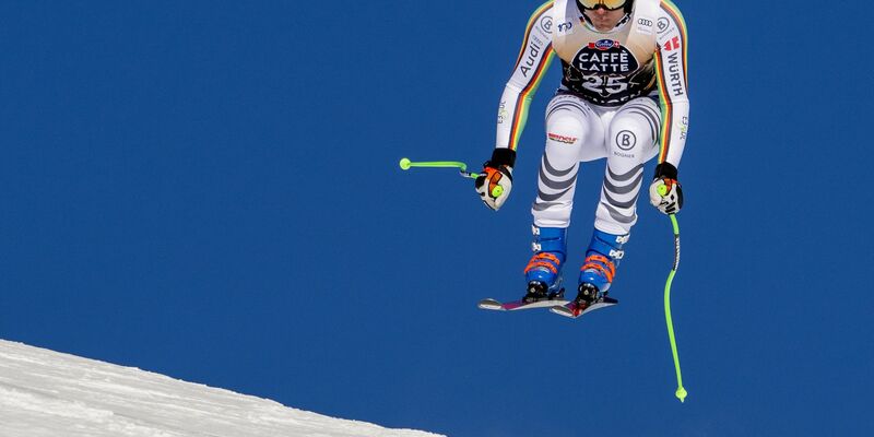 Thomas Dreßen gewann 2018 auf der legendären Streif in Kitzbühel. - Foto: Jean-Christophe Bott/KEYSTONE/dpa