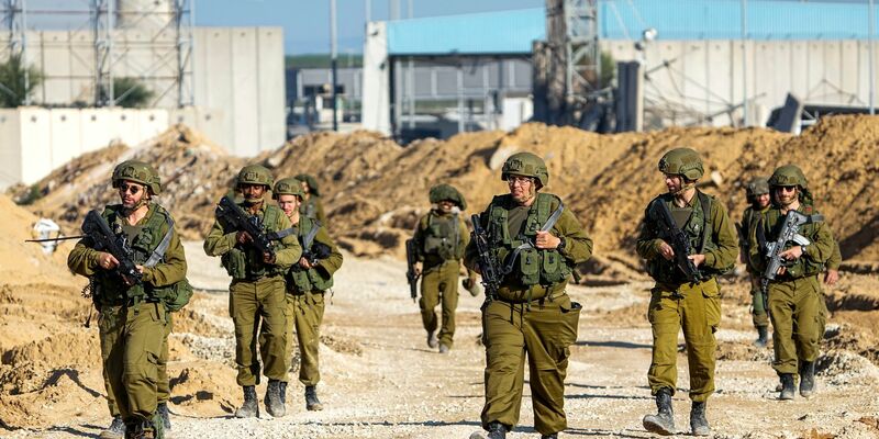 Zum 100. Kriegstag veröffentlicht die israelische Armee eine Datenauflistung. Etwa 9000 Terroristen der Hamas und anderer Terrorgruppen seien getötet worden. - Foto: Ariel Schalit/AP/dpa