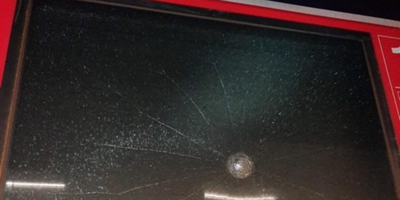 BPOL-FL: RD - Unbekannte legen Findling auf Gleis und bewerfen Zug - Bundespolizei sucht Zeugen - Foto: presseportal.de