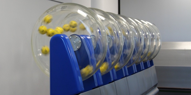 Die Sieger-Chance-Rente nach Berlin: zehn Jahre lang monatlich je 5.000 Euro aufs Konto - Foto: presseportal.de