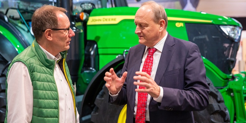 Grüne Woche 2024: Nachhaltige Landwirtschaft auch ohne Subventionen? / ErlebnisBauernhof zeigt die Zukunft der deutschen Agrarbranche - Foto: presseportal.de