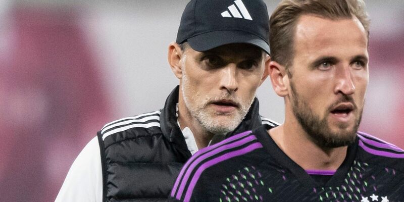 Laut Bayern-Trainer Thomas Tuchel (l) gibt es für Harry Kane «keine Grenzen». - Foto: Hendrik Schmidt/dpa