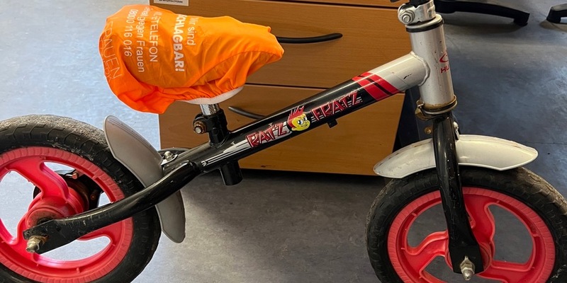 POL-IZ: 24016.2 Itzehoe: Kleines Laufrad aufgefunden - Foto: presseportal.de