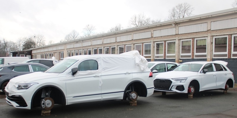 POL-MI: 15 Felgensätze abgeschraubt und gestohlen - Foto: presseportal.de