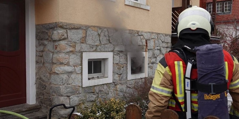 FW Dresden: Kellerbrand - Foto: presseportal.de