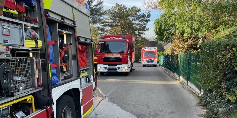 FW-LEV: Brand in einer Lagerhalle - Foto: presseportal.de