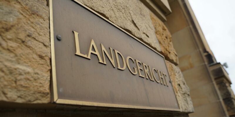 Die zuckerkranke Emily starb am Alter von 13 Jahren auf einer Klassenfahrt in London. Nun müssen sich zwei Lehrerinnen wegen des Verdachts der fahrlässigen Tötung vor dem Landgericht Mönchengladbach verantworten. - Foto: Ann-Marie Utz/dpa