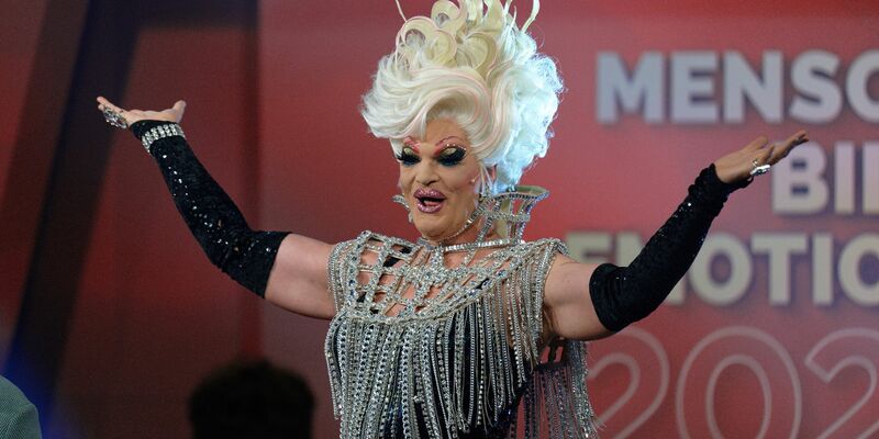 Mit ihrem Projekt «Olivia macht Schule» setzt Olivia Jones sich dafür ein, dass Kinder und Jugendliche Zugang zum Lesen finden. - Foto: Henning Kaiser/dpa