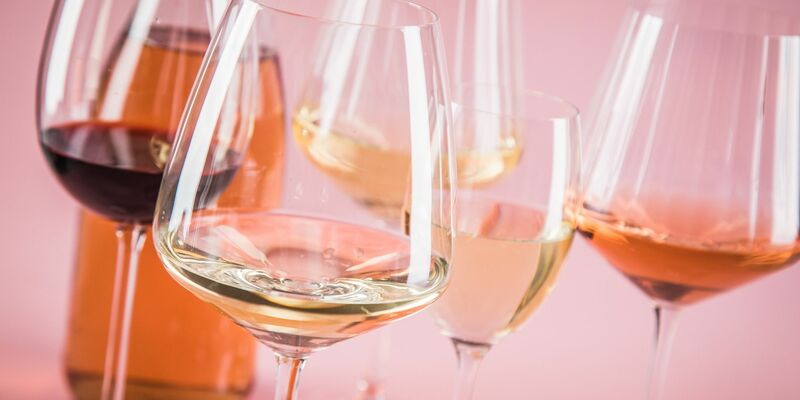 Die Menschen haben im vergangenen Wirtschaftsjahr weniger Wein getrunken als im Vorjahreszeitraum. - Foto: Christin Klose/dpa-tmn