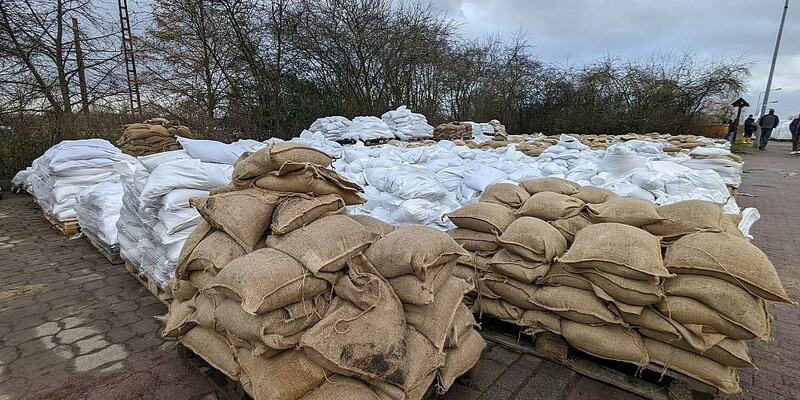 Sandsäcke zum Hochwasserschutz (Archiv) - Foto: über dts Nachrichtenagentur