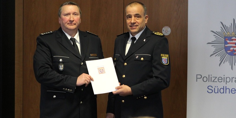 POL-DA: Groß-Gerau: Erster Polizeihauptkommissar Torsten Hahn übernimmt Leitung der Polizeistation - Foto: presseportal.de