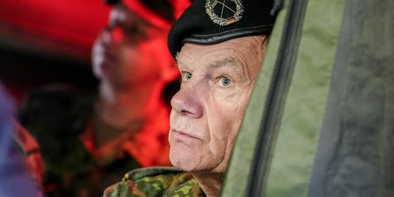 Es fehle derzeit jede politische, strategische, technische und finanzielle Grundlage, um über EU-eigene Atomwaffen zu diskutieren, so Johann Wadephul (CDU). - Foto: Kay Nietfeld/dpa