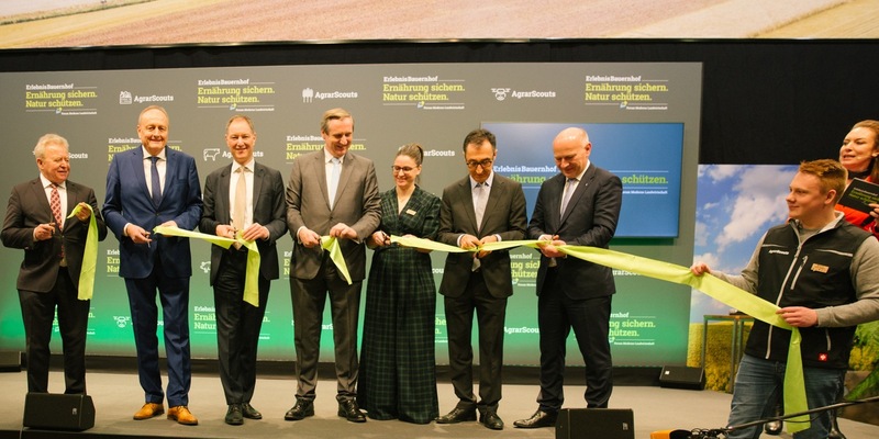 Özdemir: Den Spirit der Grünen Woche mit in den Alltag nehmen - Eröffnung ErlebnisBauernhof 2024 - Foto: presseportal.de