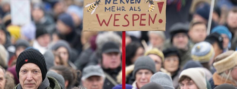 Auch in Görlitz wurde gegen Rechtsextremismus demonstriert. - Foto: Sebastian Kahnert/dpa