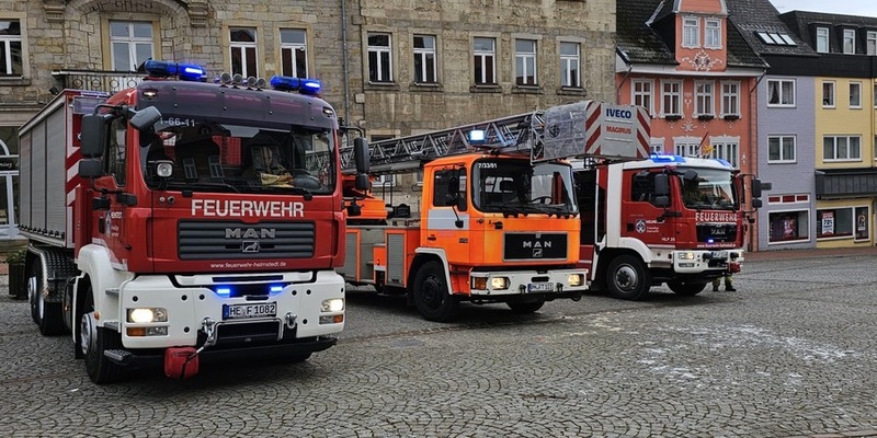 FW Helmstedt: Massiver Wasserschaden sorgt für Großeinsatz - Foto: presseportal.de
