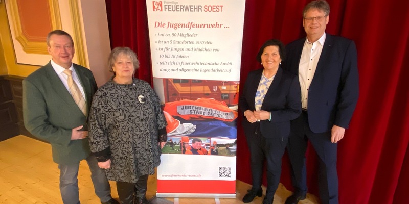 FW Kreis Soest: So viele Einsätze wie nie zuvor. Feuerwehren im Kreisgebiet 4.339-mal gefordert - Landrätin spricht bei Neujahrsempfang Dank aus - Zeichen gegen rechts. - Foto: presseportal.de