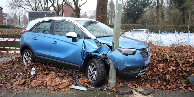 POL-COE: Billerbeck, Darfelder Straße/ Motorradfahrer schwer verletzt - Foto: presseportal.de