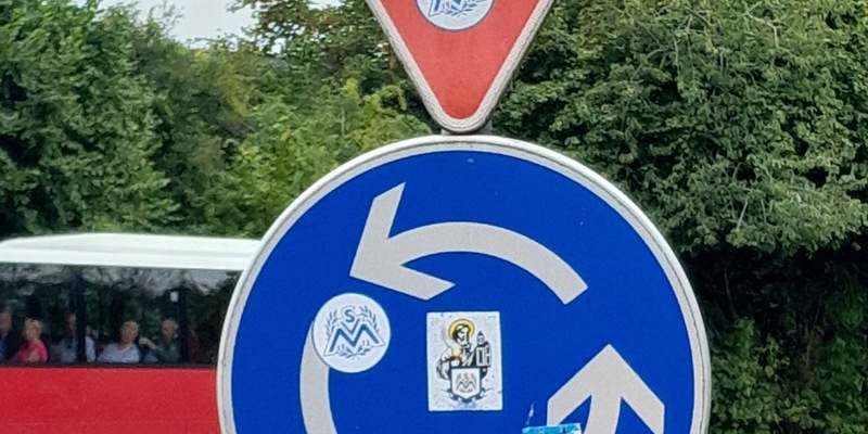 POL-EL: Landkreis Emsland - Aufkleber verursachten einen Schaden i.h.v. mehreren tausend Euro - Foto: presseportal.de