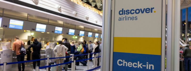 Bei der Lufthansa-Tochter Discover Airlines steht der nächste Pilotenstreik an. - Foto: Helmut Fricke/dpa