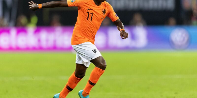 Der niederländische Fußball-Profi Quincy Promes soll nach Ansicht der Strafverfolgungsbehörde eine Schlüsselrolle bei einem Kokain-Schmuggel gespielt haben. - Foto: Robert Michael/dpa-Zentralbild/dpa