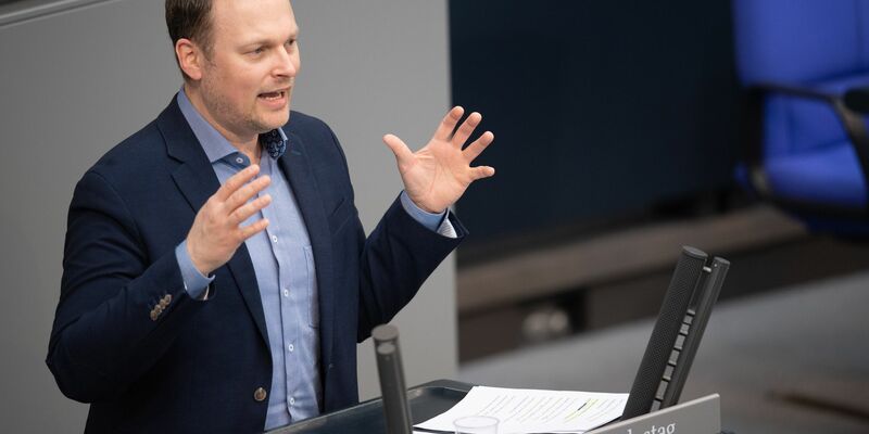 Die AfD wolle Forschungsfeldern, die ihnen missfallen, die finanzielle Grundlage entziehen, so Kai Gehring (Grüne). - Foto: Christophe Gateau/dpa