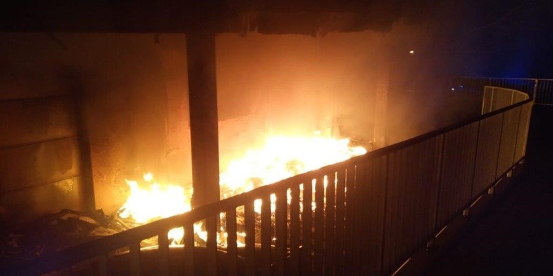 POL-PDPS: Brand an der Schulturnhalle der IGS - Foto: presseportal.de