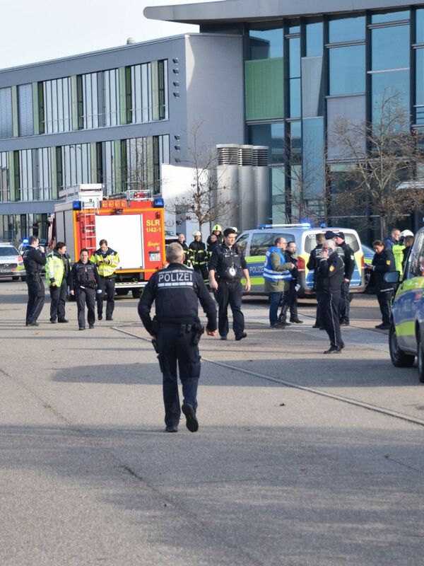 Kleve Schock Drohmail Gegen Schule 18 Jähriger Festgenommen - nq04m7g